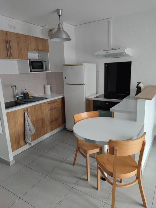 Charmant 2 Pieces A Aubenas 2Etoiles Διαμέρισμα Εξωτερικό φωτογραφία